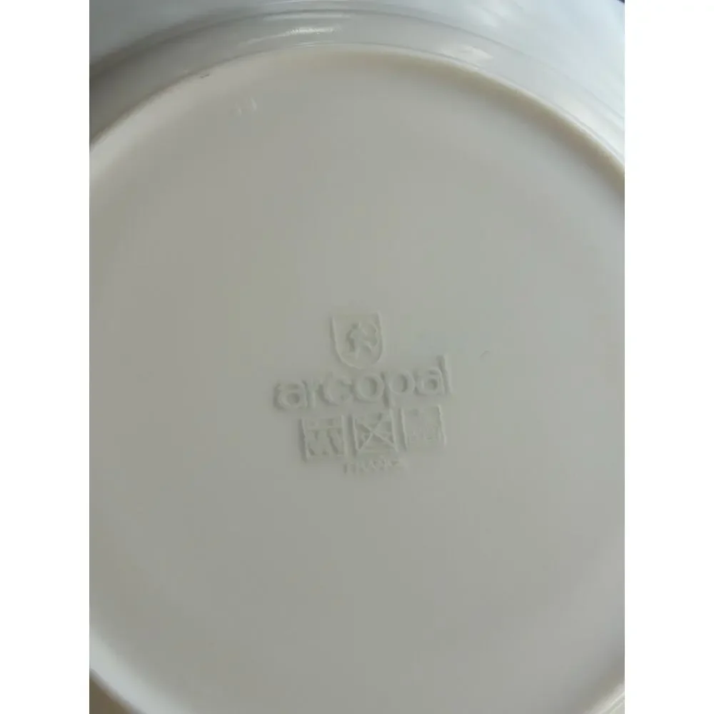 4 Arcopal France Victoria Floral salad Plates French milk glass